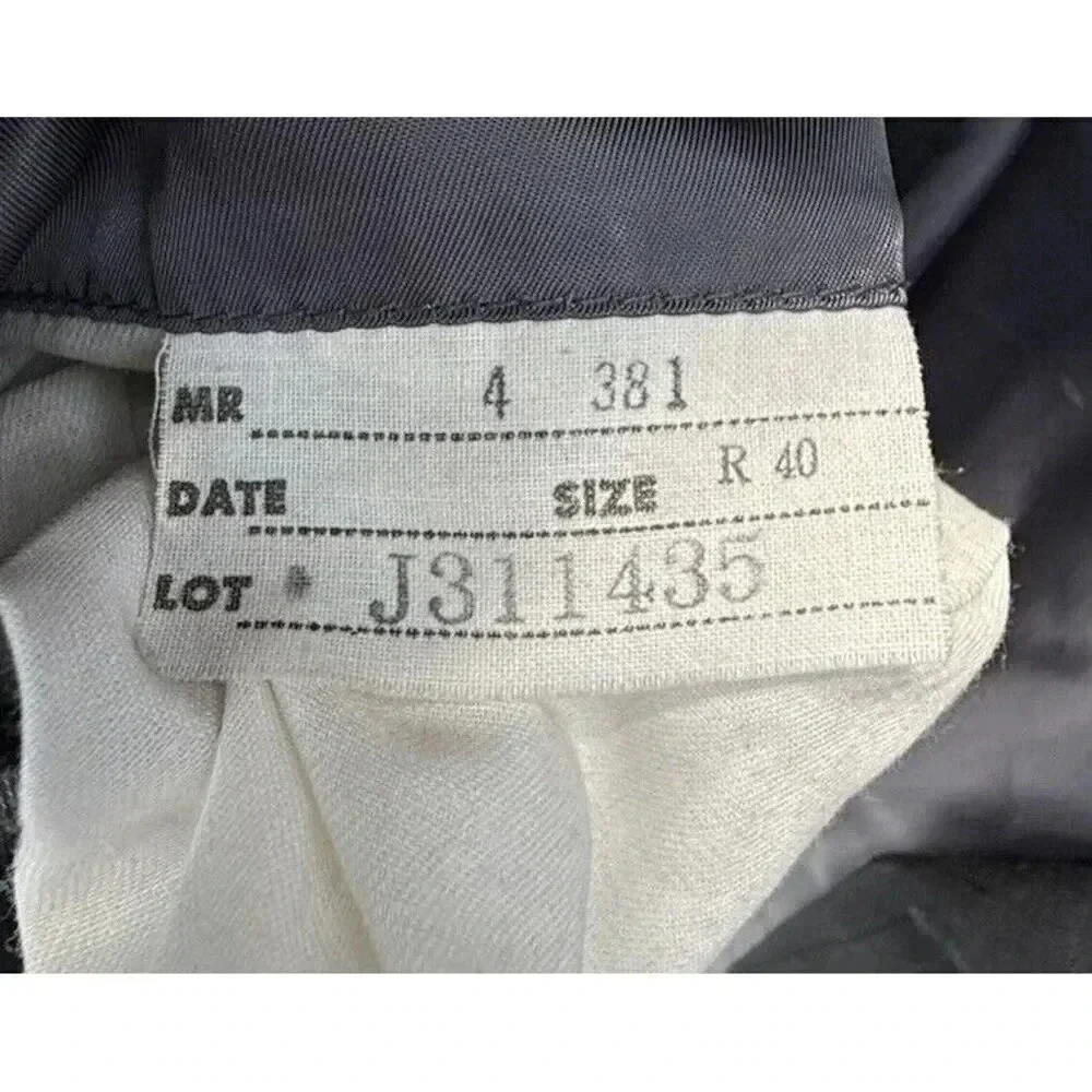 Vintage‎ Verticale Men's Sz 40R Black Pinstripe 100% Pure Wool Blazer